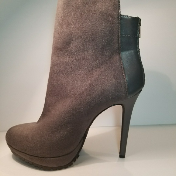 Rue21 Shoes - Sexy gray stiletto bootie